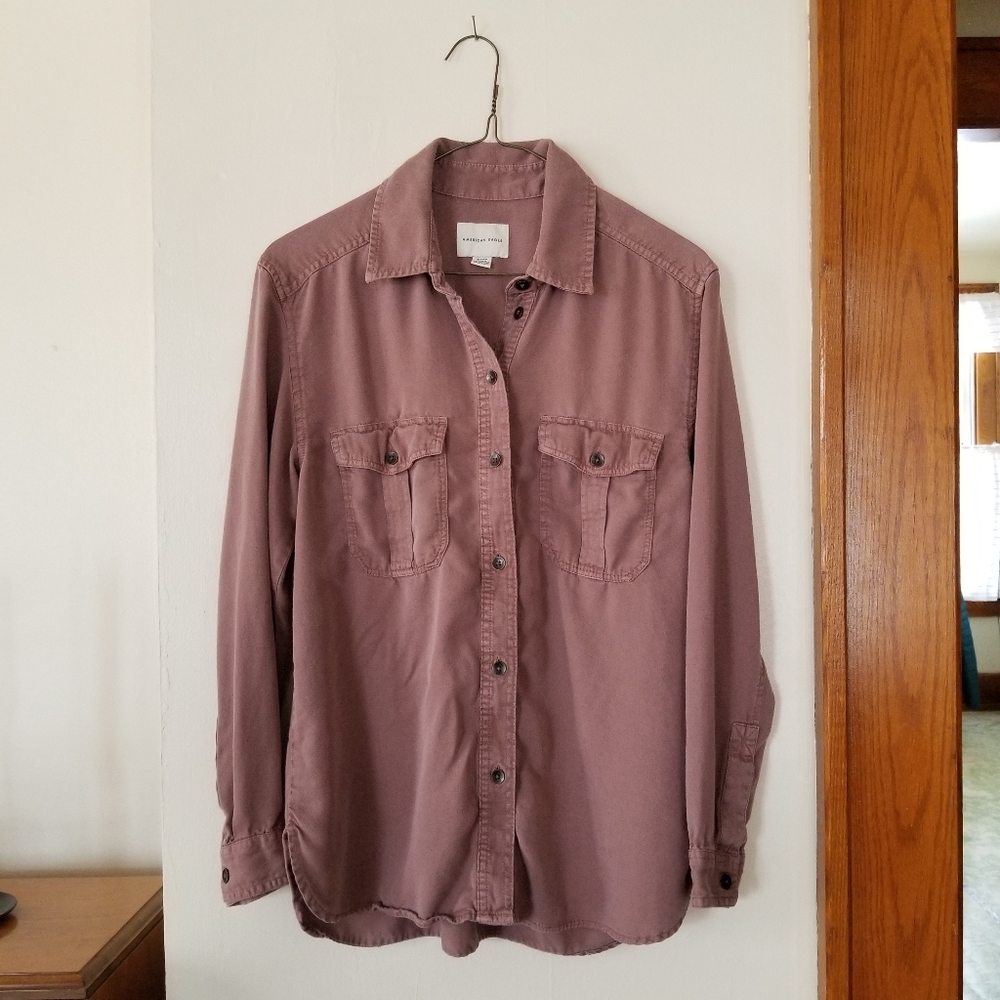American Eagle Button Down Shirt